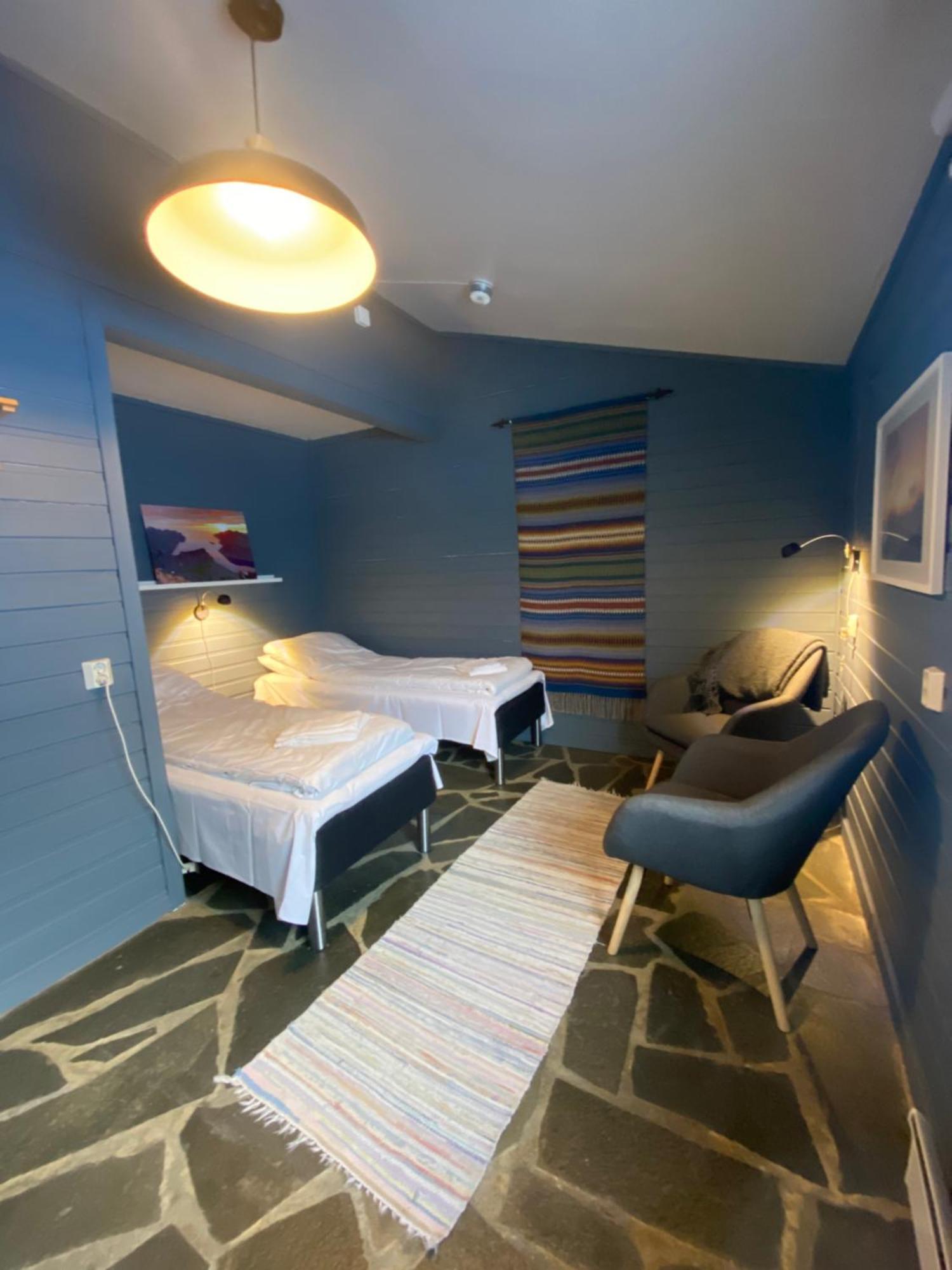 Skoghus Hostel Silsand Bagian luar foto