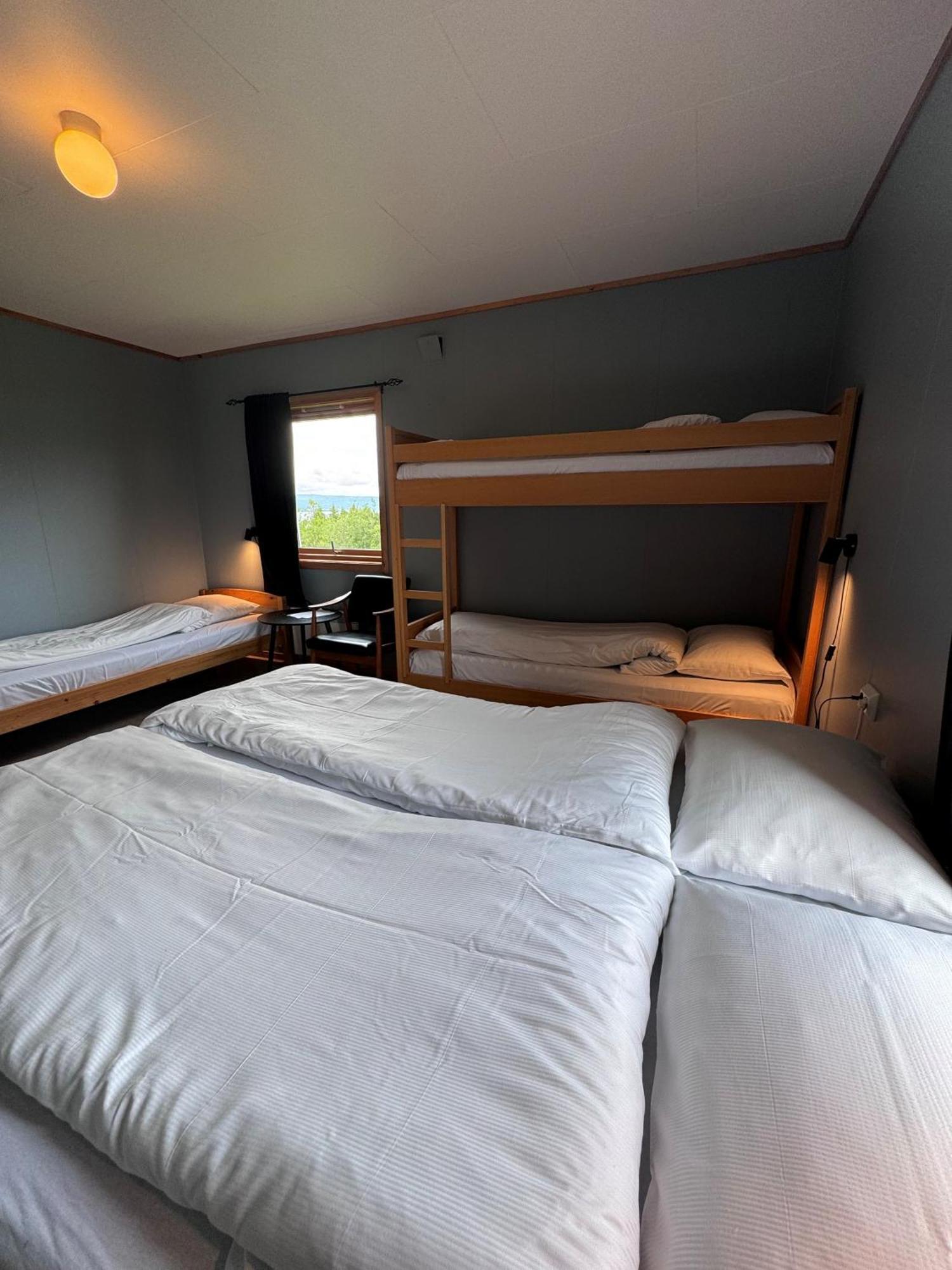 Skoghus Hostel Silsand Bagian luar foto