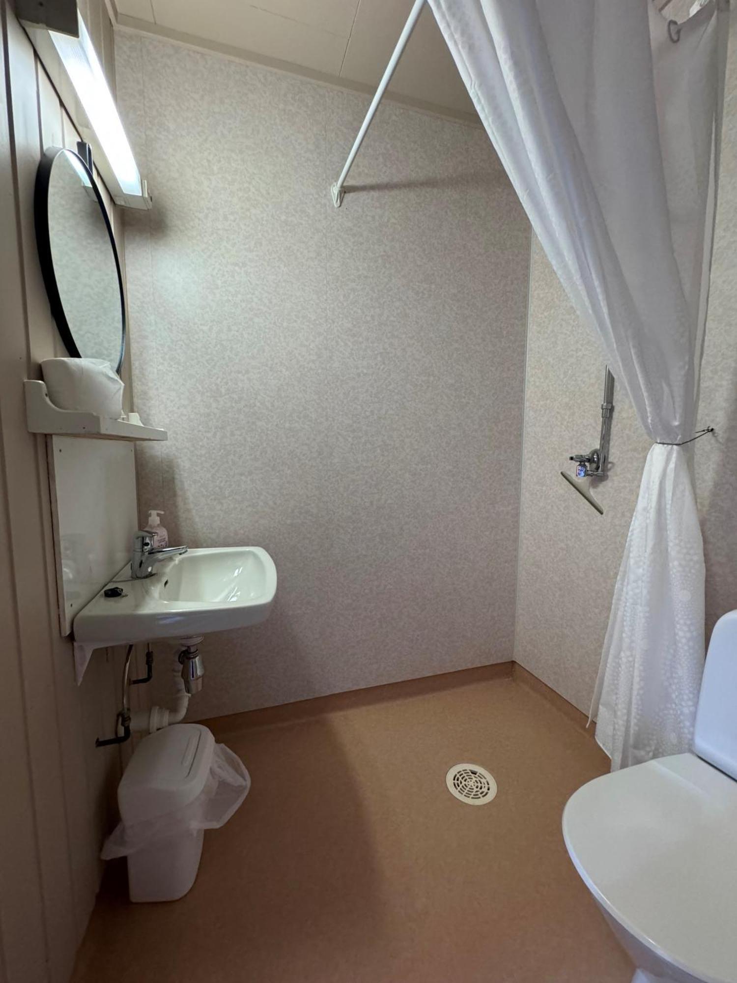 Skoghus Hostel Silsand Bagian luar foto
