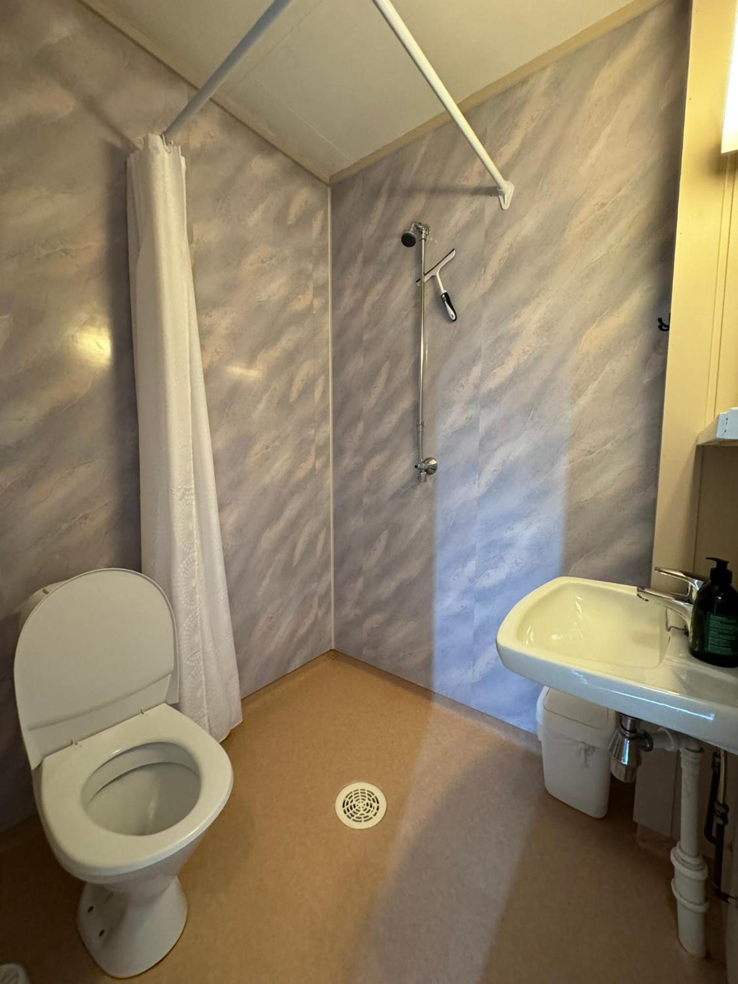 Skoghus Hostel Silsand Bagian luar foto
