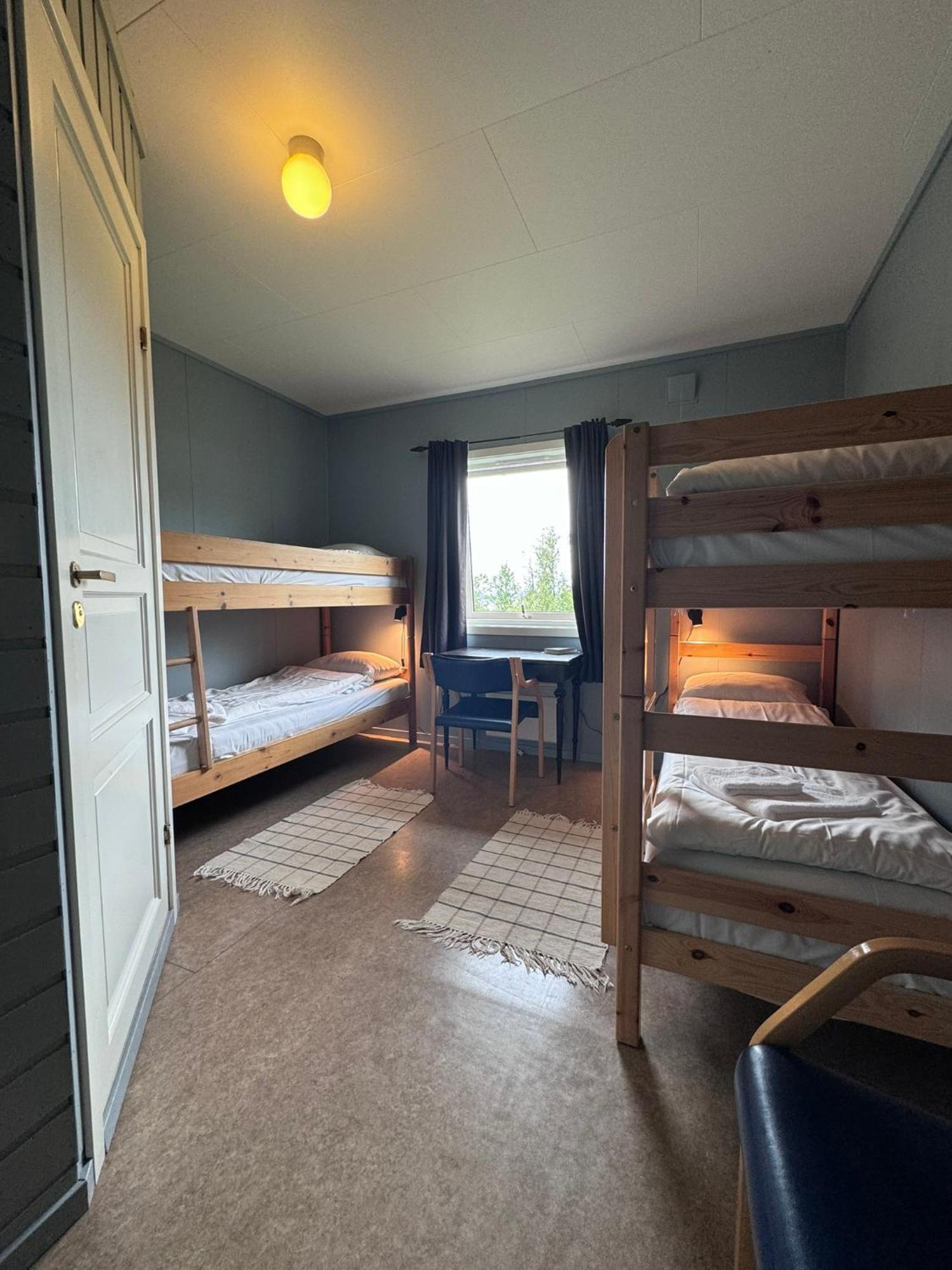 Skoghus Hostel Silsand Bagian luar foto
