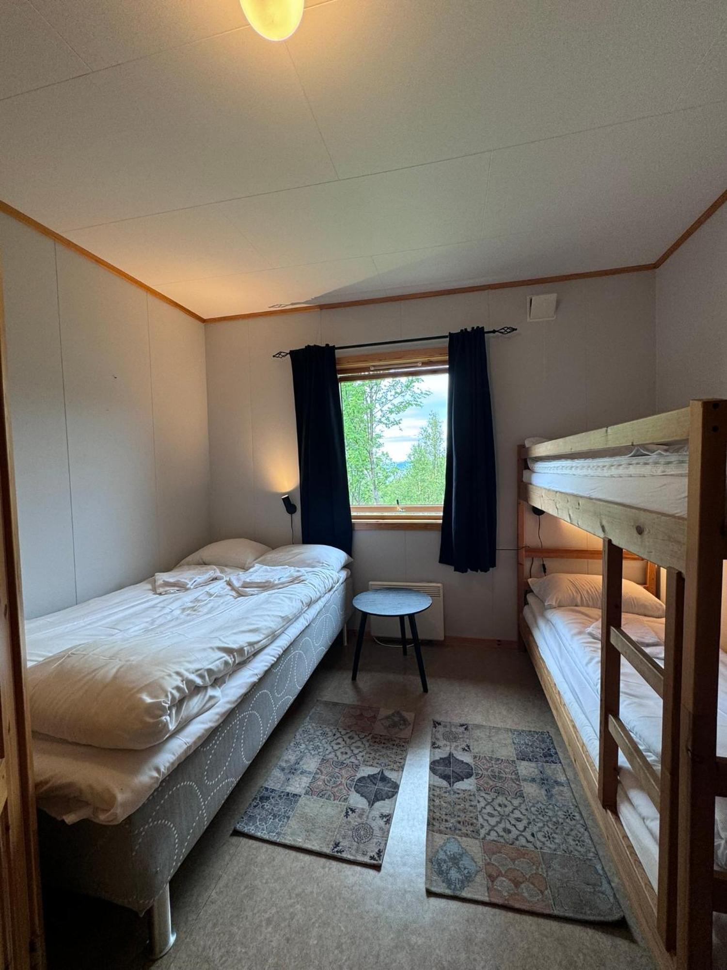 Skoghus Hostel Silsand Bagian luar foto