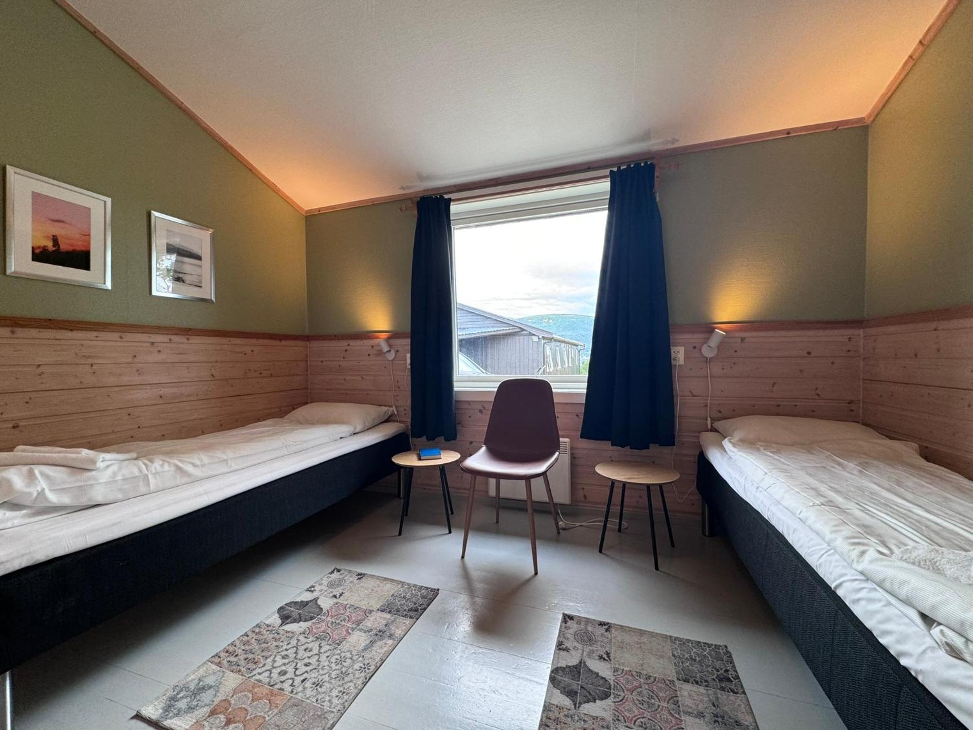 Skoghus Hostel Silsand Bagian luar foto
